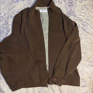 Jacket and pants set